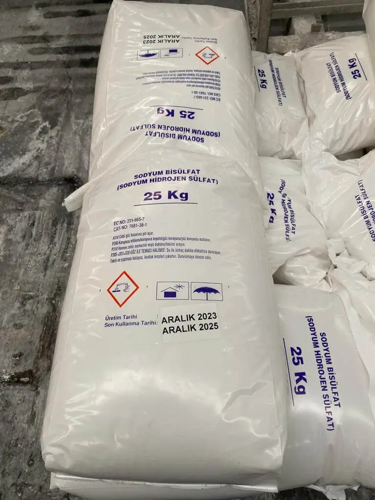 Alternative 25 kg sodium bisulfate bag packaging with blue base section
